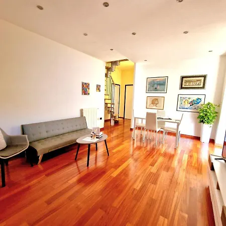 La Casa In Centro Apartment Olbia